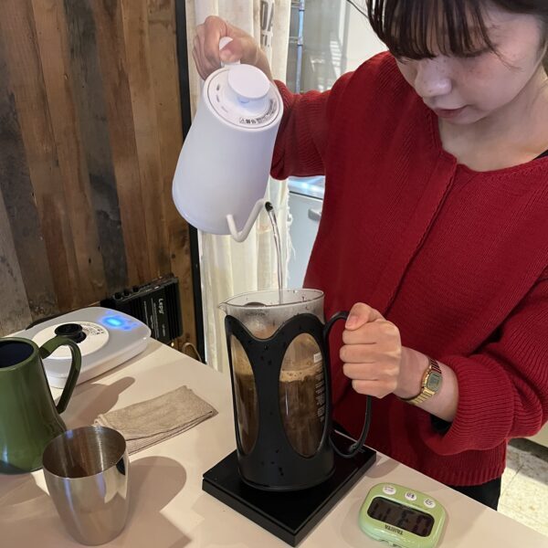 BASKING COFFEE Ropponmatsuでは、無料試飲も実施